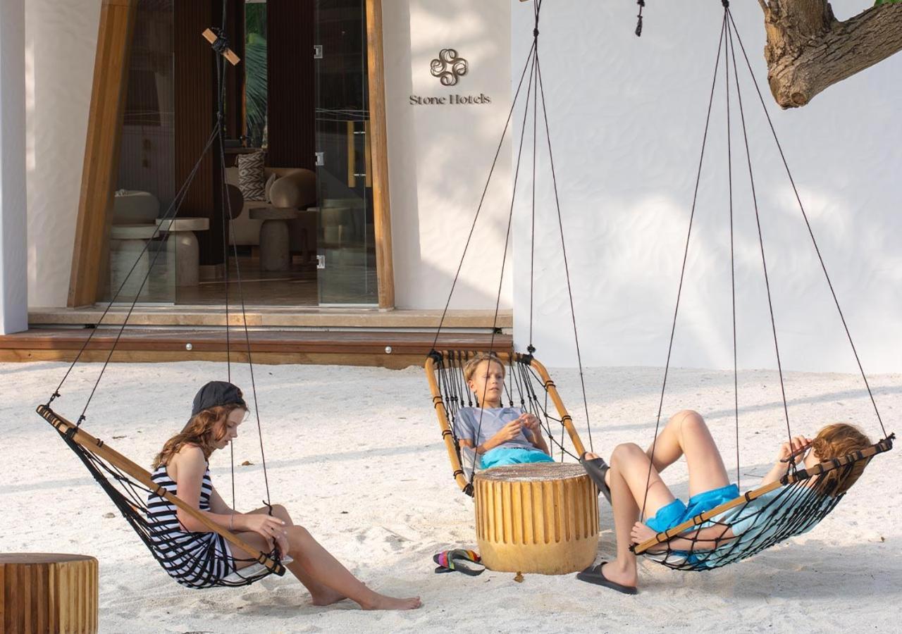 Stone Hotels Dhiffushi Exterior foto